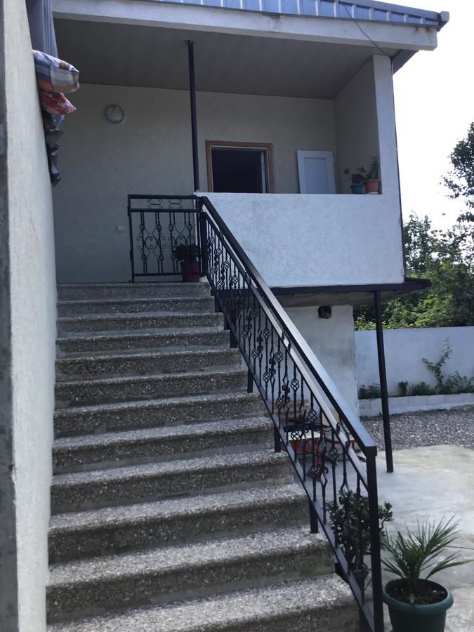 Загородные дома Apartment on Lado Asatiani Батуми-18