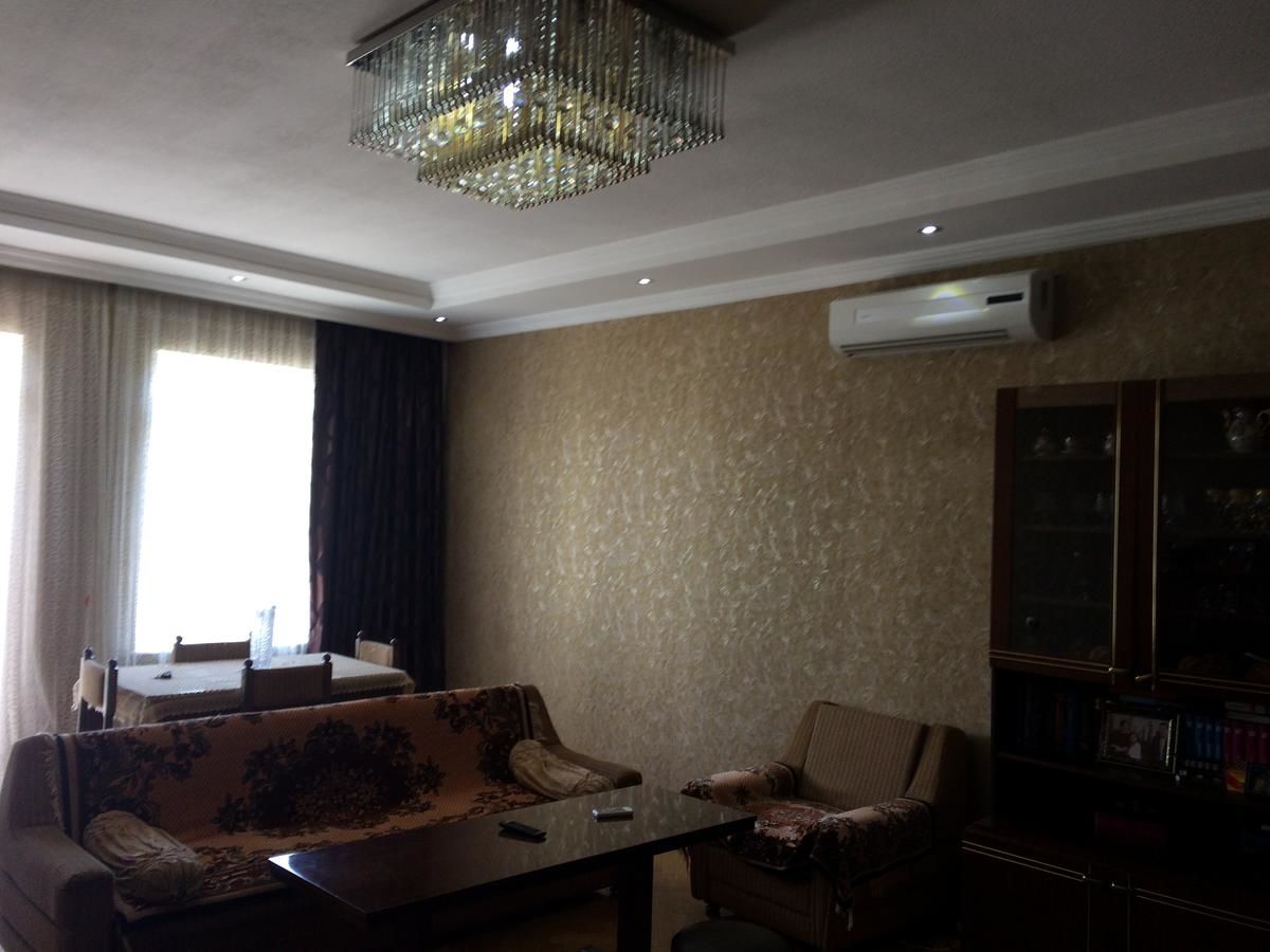 Загородные дома Apartment on Lado Asatiani Батуми-20