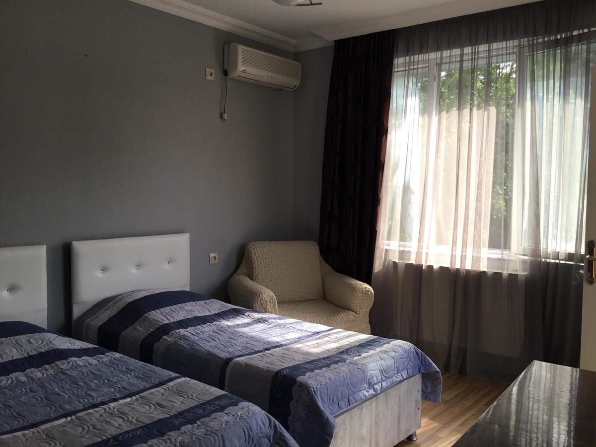 Загородные дома Apartment on Lado Asatiani Батуми-9