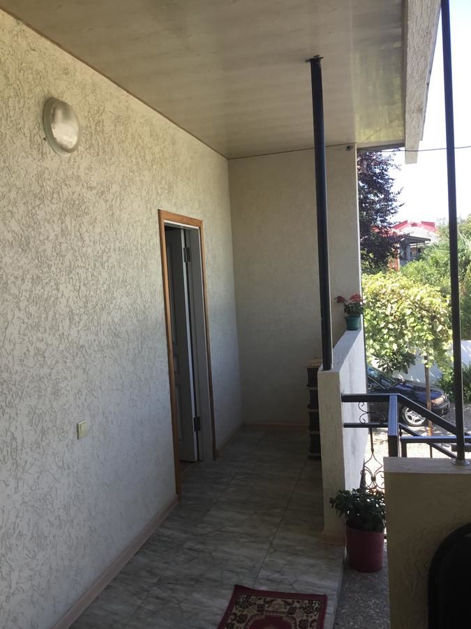 Загородные дома Apartment on Lado Asatiani Батуми-11