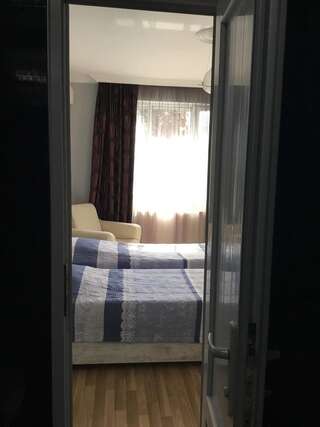 Загородные дома Apartment on Lado Asatiani Батуми-4