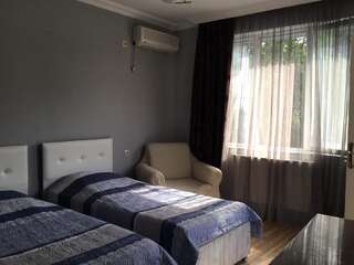 Загородные дома Apartment on Lado Asatiani Батуми-5