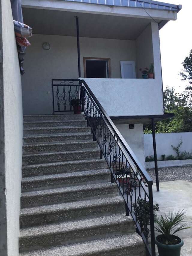 Загородные дома Apartment on Lado Asatiani Батуми-17